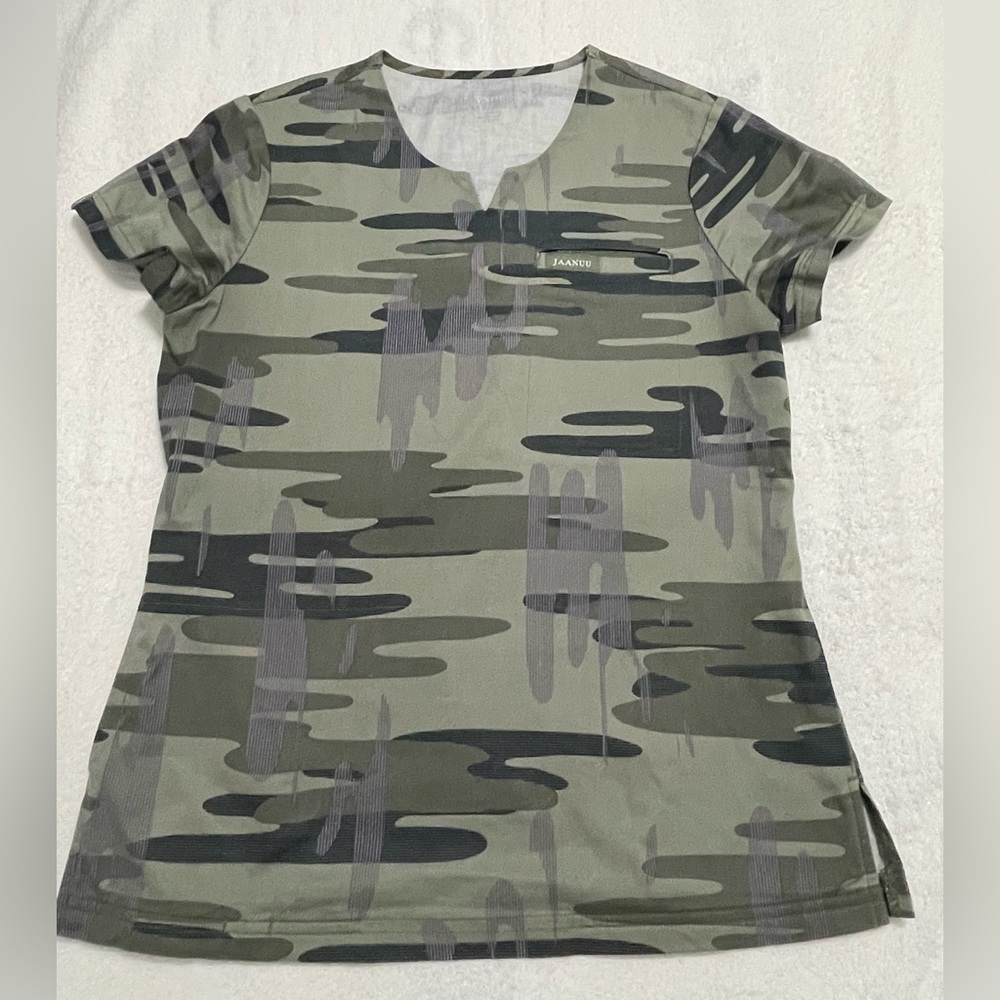 Jaanuu uniform top